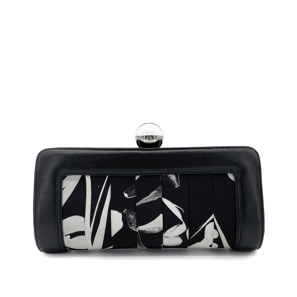 CHANEL VINTAGE CLUTCH BAG BLACK LAMB SKIN SILK 90272489