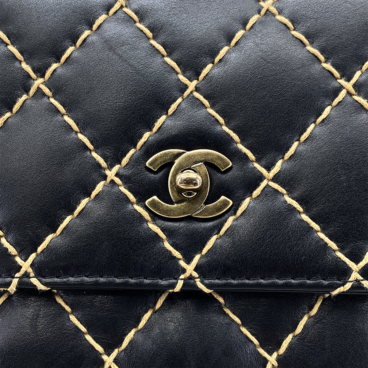 CHANEL VINTAGE WILD STITCH CHAIN SHOULDER BAG BLACK LEATHER 90273376