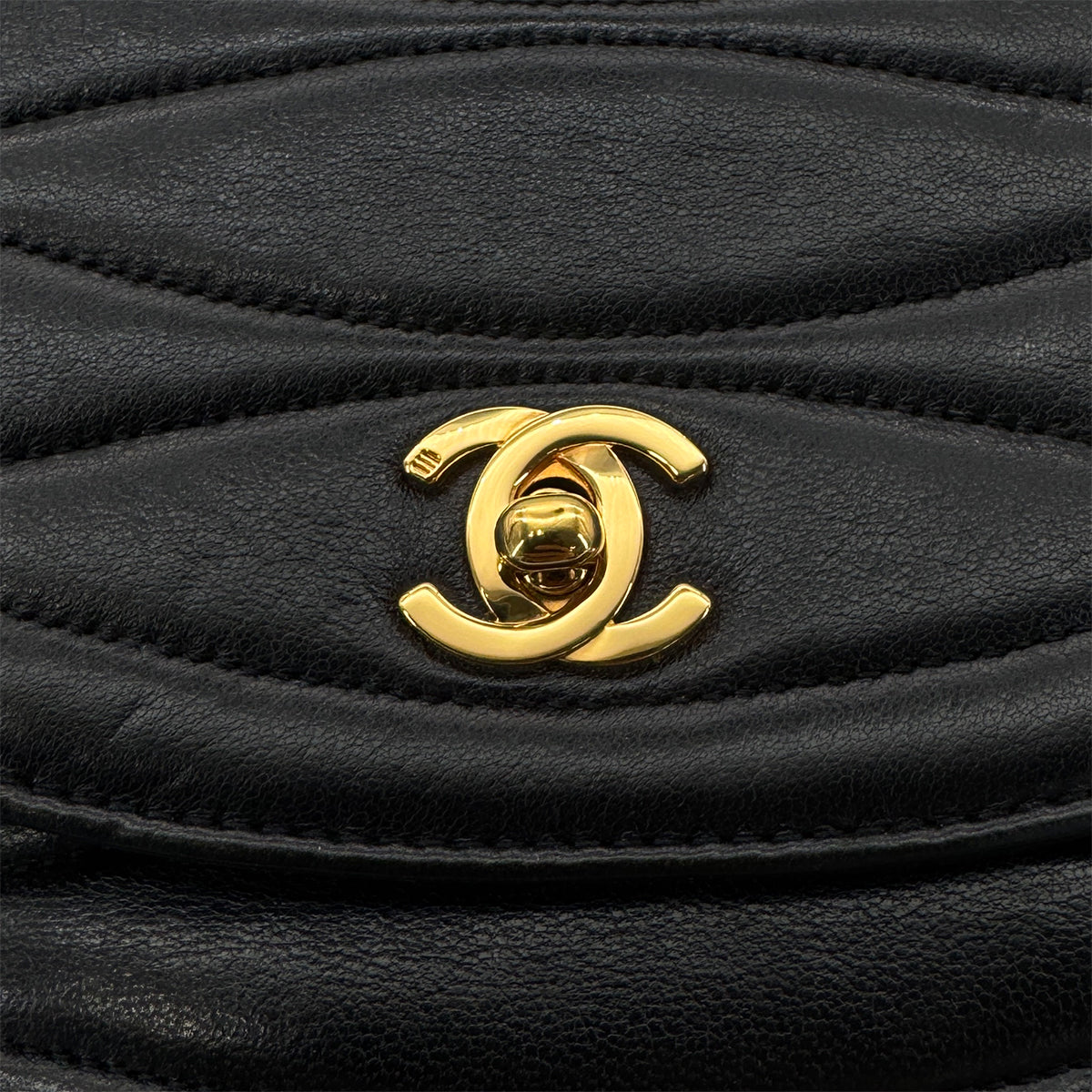 CHANEL VINTAGE COCOMARK CHAIN SHOULDER BAG BLACK LAMB SKIN 90275138 - PURPOSE