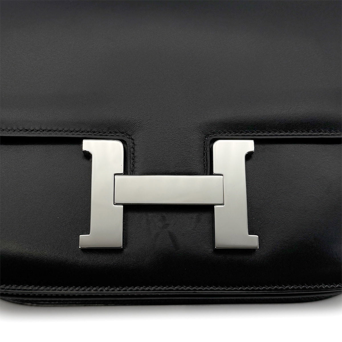 HERMES CONSTANCE 24 BLACK BOXCALF SHOULDER BAG □H SHW 90275780