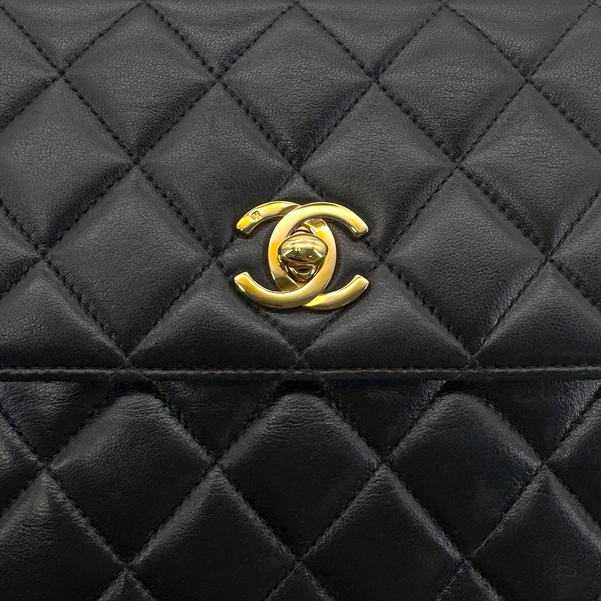 CHANEL VINTAGE MATELASSE HAND BAG BLACK LAMB SKIN 90279717