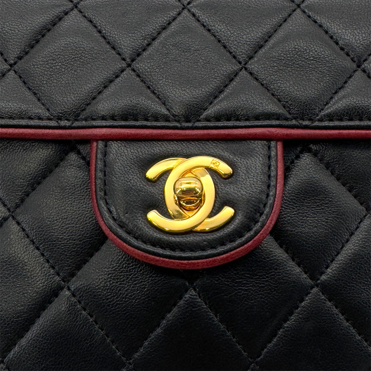 CHANEL VINTAGE MINI SQUARE 17 CHAIN SHOULDER BAG BLACK RED LAMB SKIN 90291370