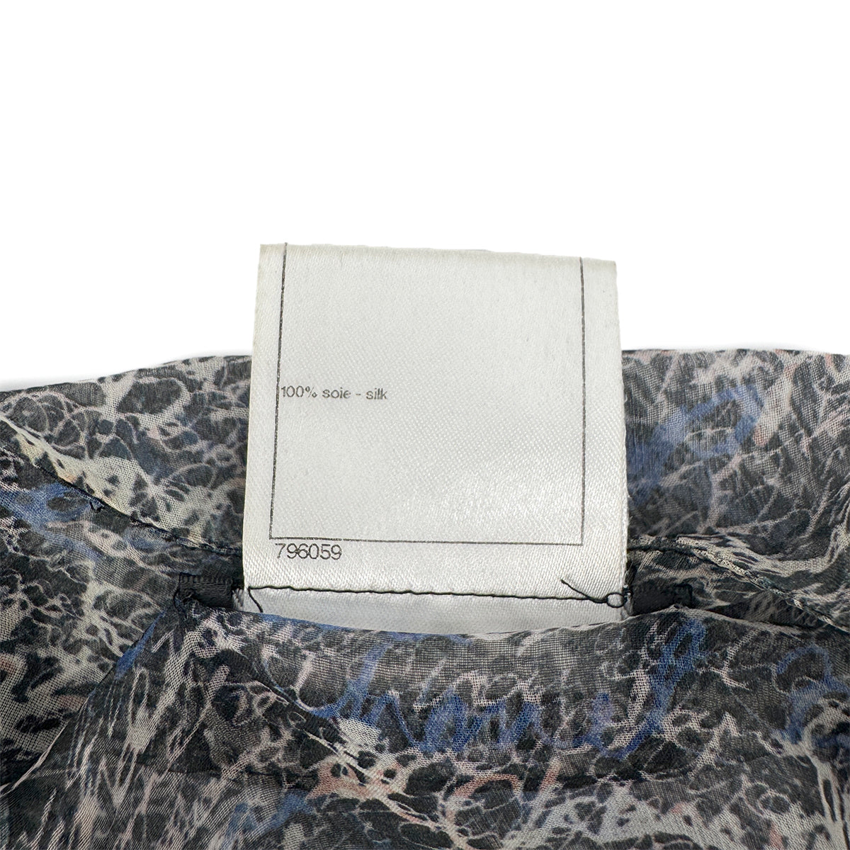 CHANEL LOGO PATTERN SLEEVELESS BLOUSE COCO BUTTON GRAY BLUE SILK 38 P40 RTW 90292791 - PURPOSE