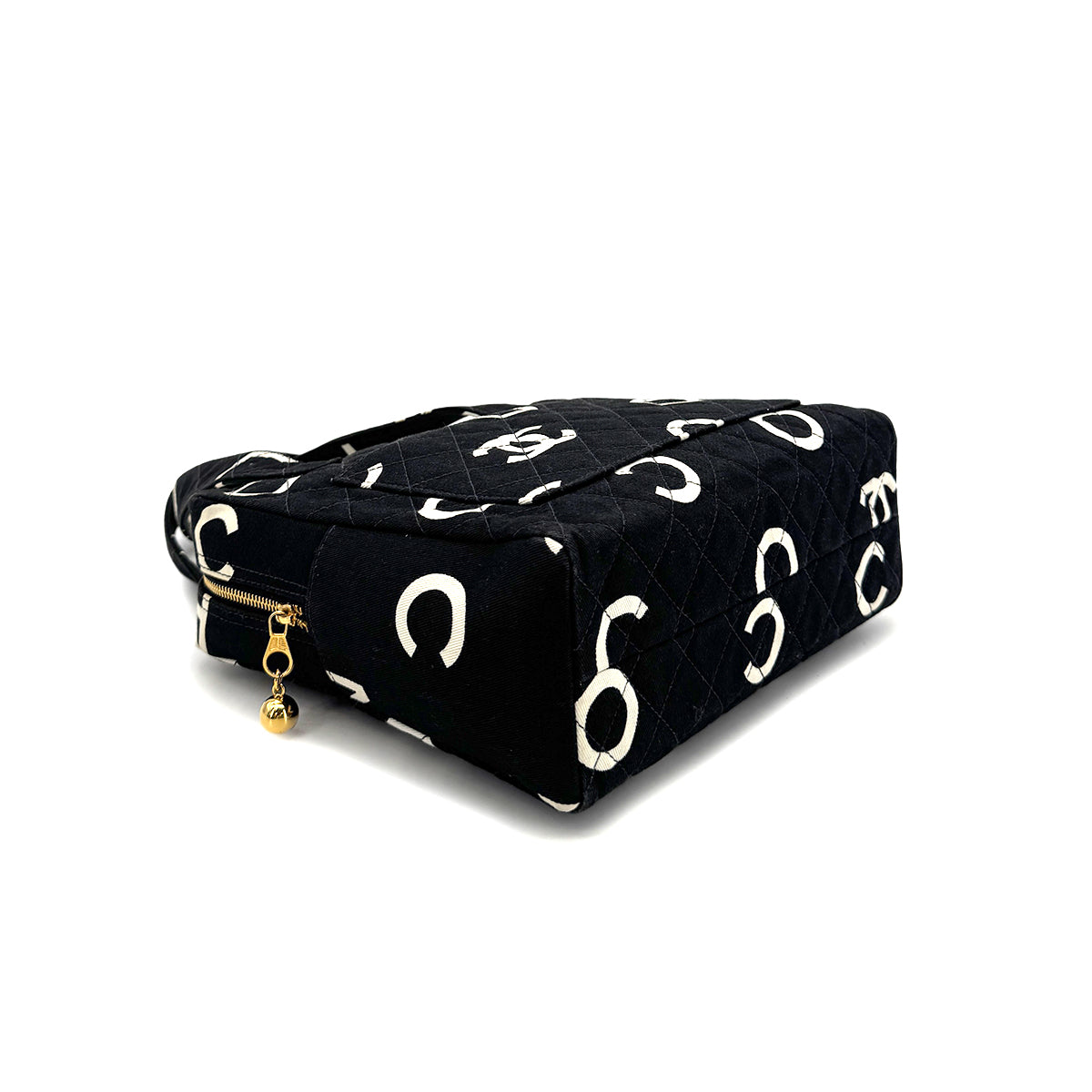 CHANEL VINTAGE MATELASSE LOGO HAND BAG BLACK WHITE CANVAS 90306000