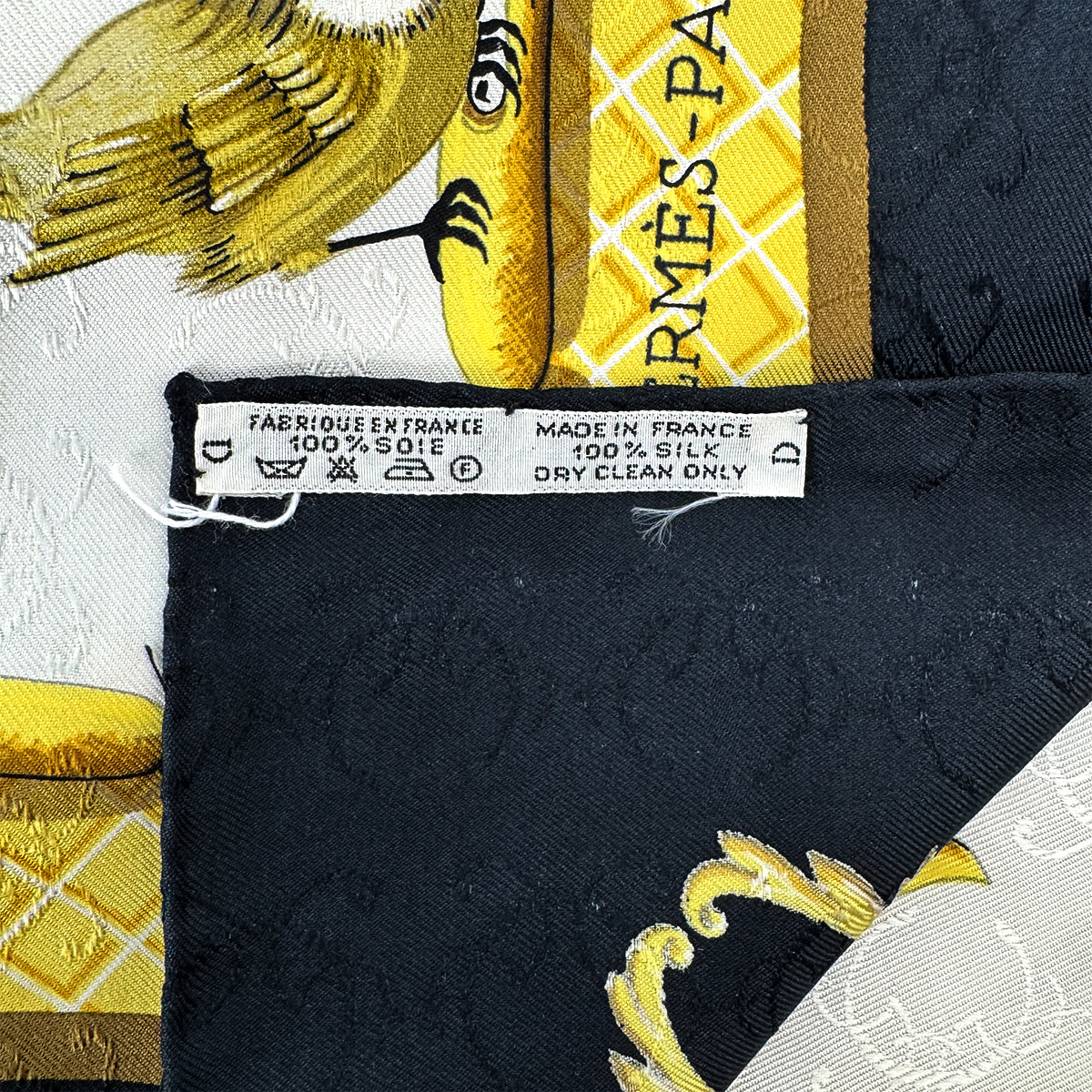 HERMES CARRE 90 LA CLE DES CHAMPS SCARF SILK BLACK YELLOW 90306515