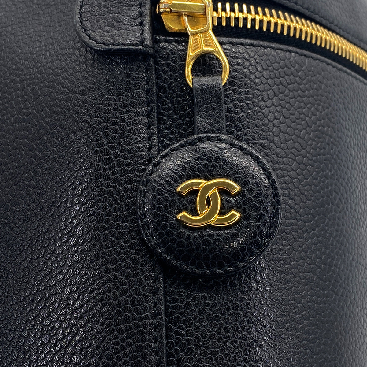CHANEL VINTAGE VANITY HAND BAG BLACK CAVIAR SKIN 90309245 - PURPOSE
