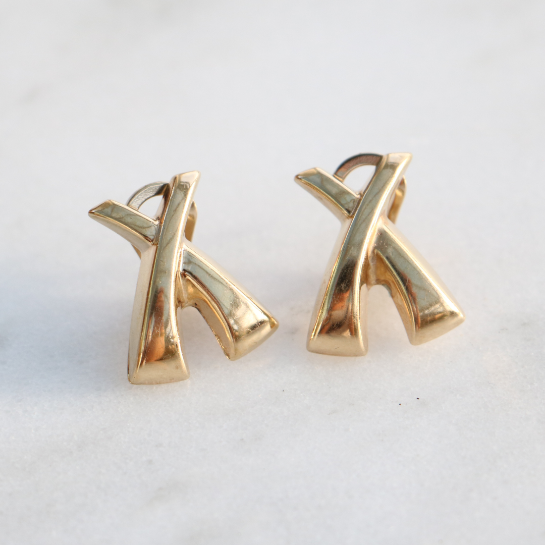 9ct Gold Vintage Kiss Earrings