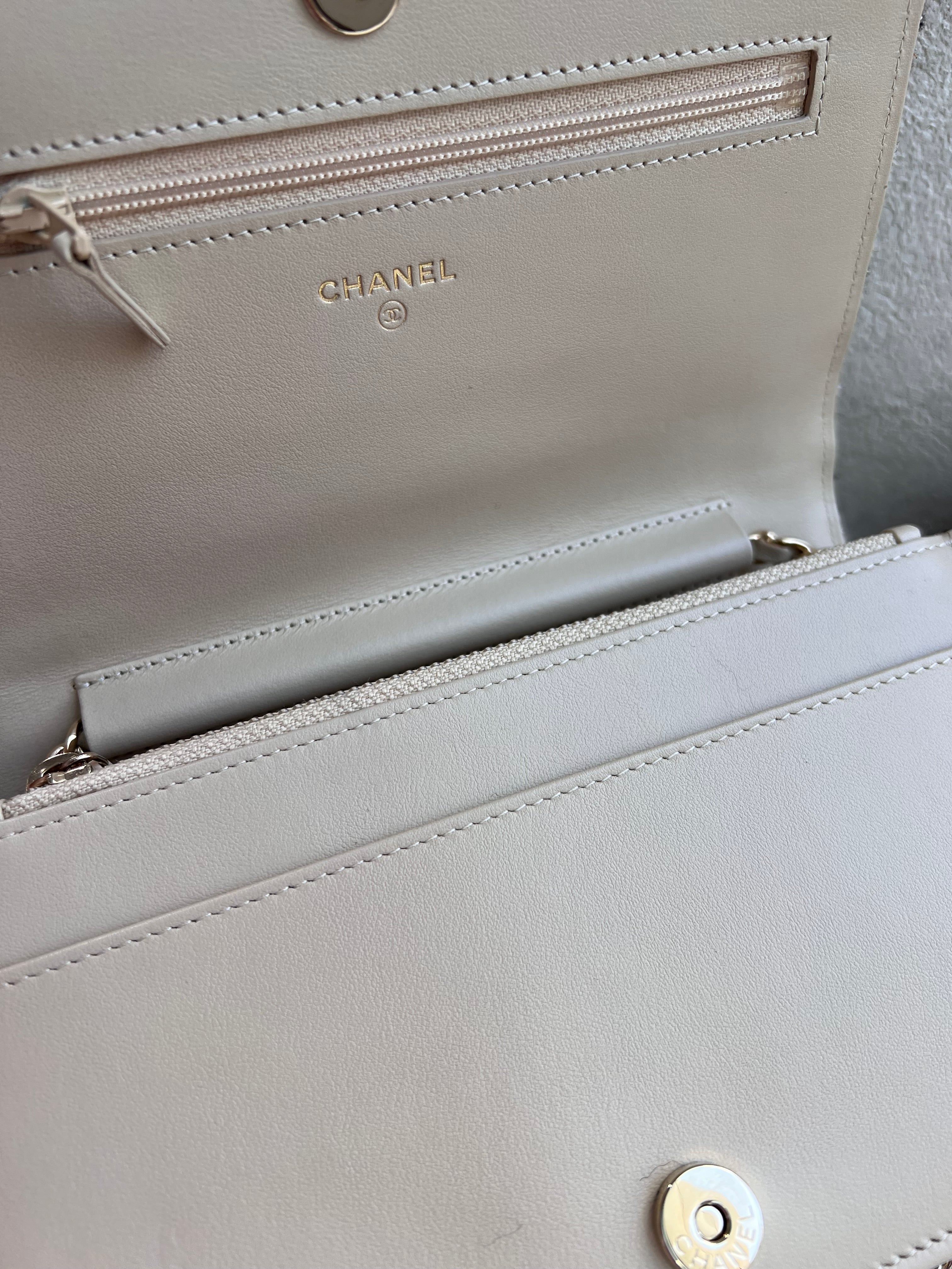 Chanel Tweed/Shearling Beige/Black WOC with Pouch GHW SYCB1140