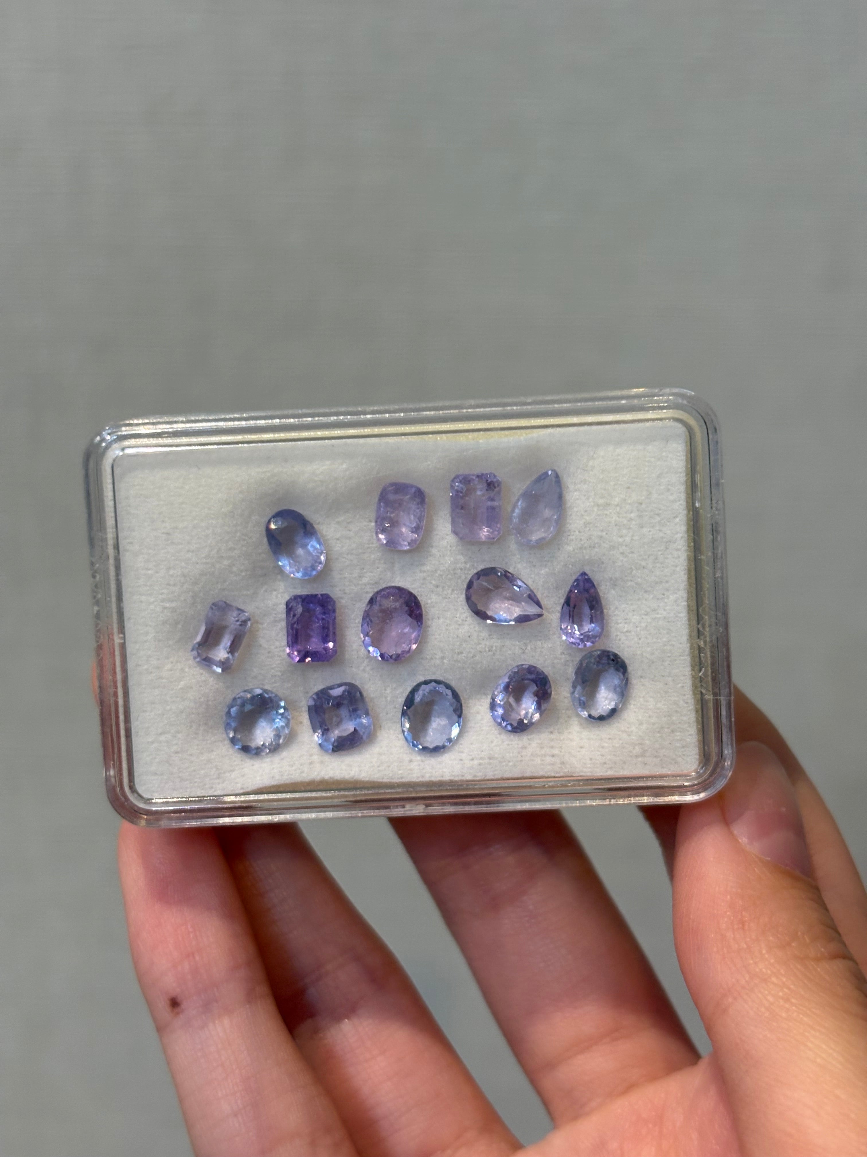 7.63ct Top Quality Hackmanite Set (14 pcs) THAIC0372