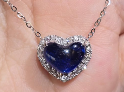 3.80ct Sapphire Heart Necklace SKH1079