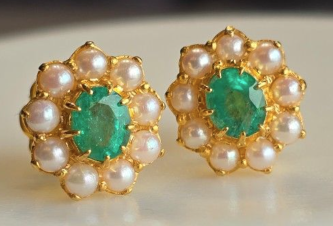 1.2ct Columbia (Colombia) Emerald earrings with pearls SKH1116