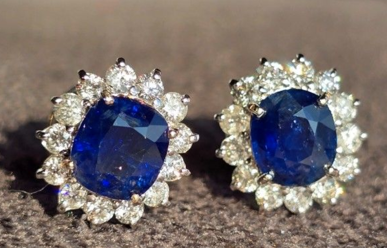 2.50ct Unheated Burma Sapphire Earrings with natural diamonds in 18K gold SKH1142