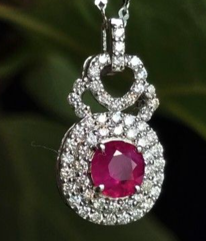 1ct Unheated Burma Ruby Pendant with natural diamonds in 18K gold SKH1137