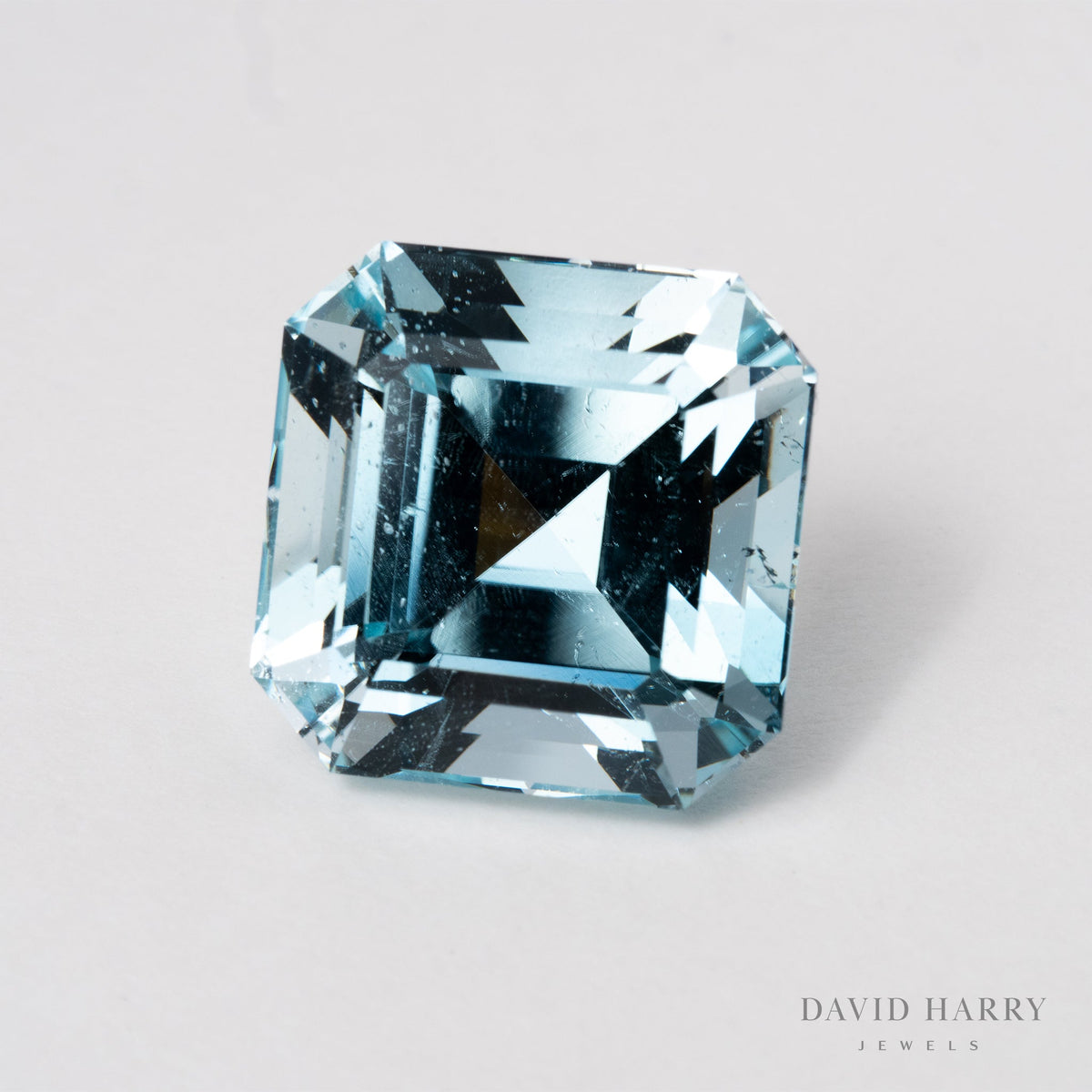 35.80ct No Heat Kashmir Aquamarine