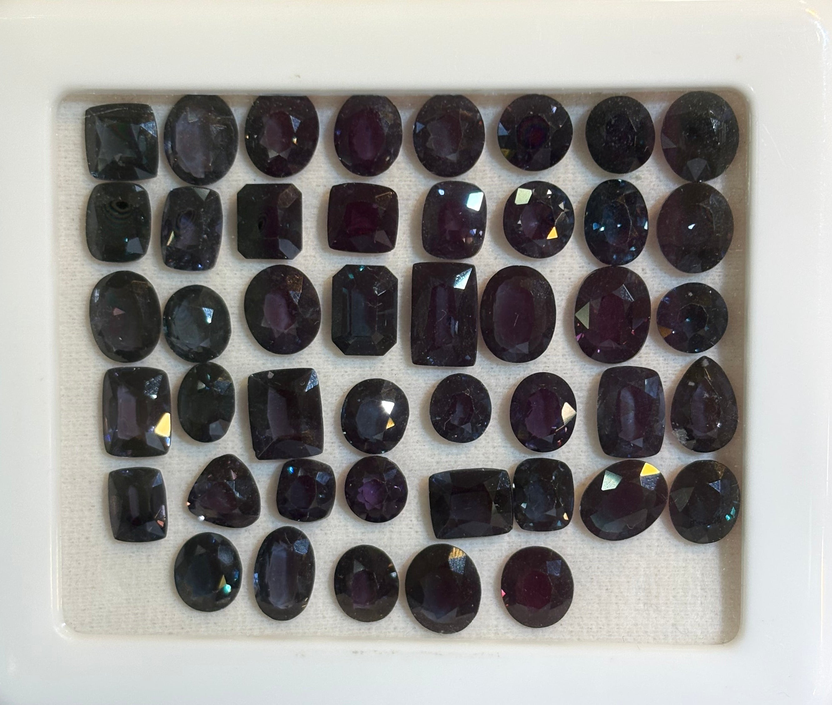 Twilight Spinel DXBCD1232