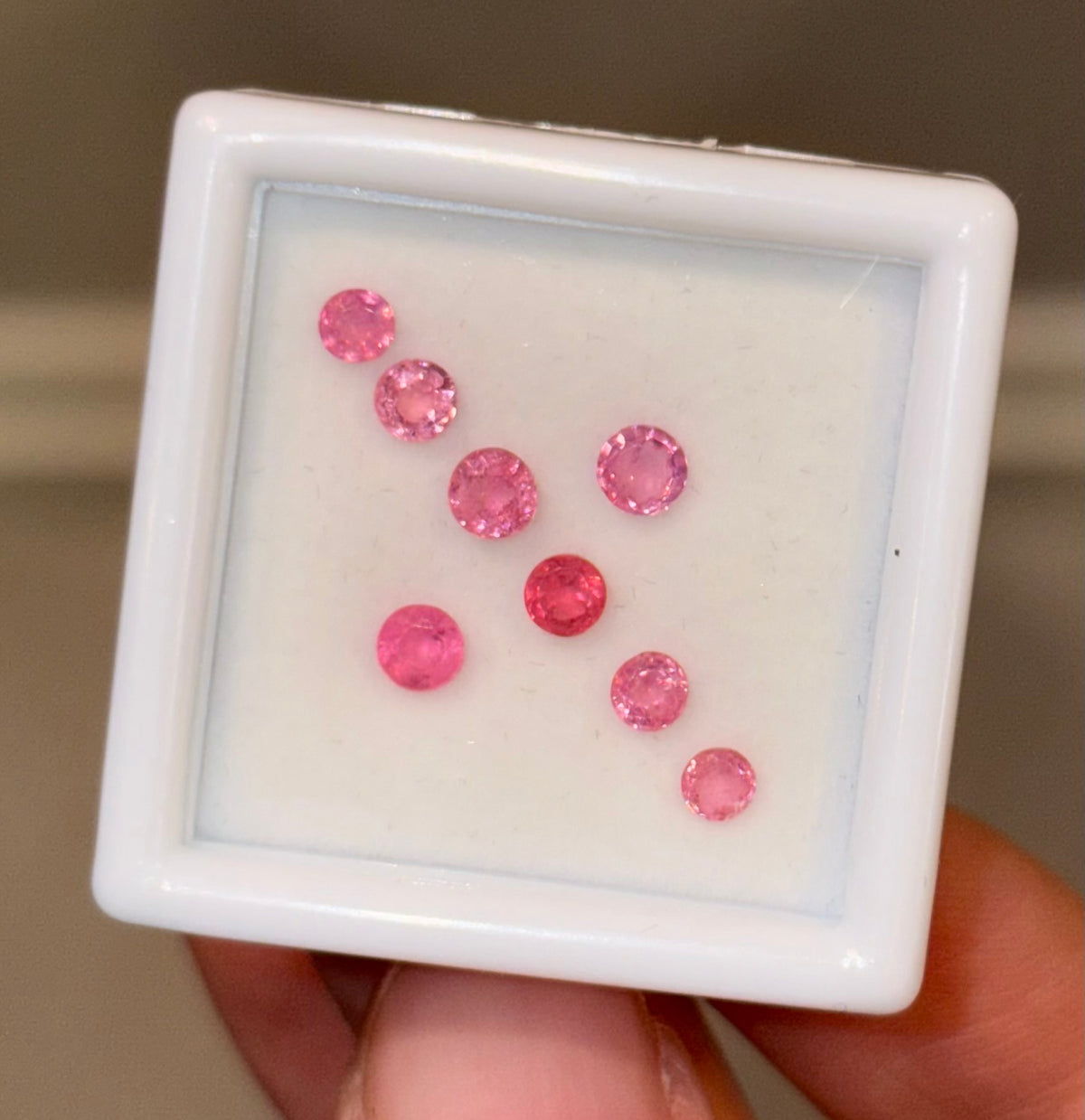 1.35ct Mahenge Vivid Pink Spinel Round Melee THAIC0717