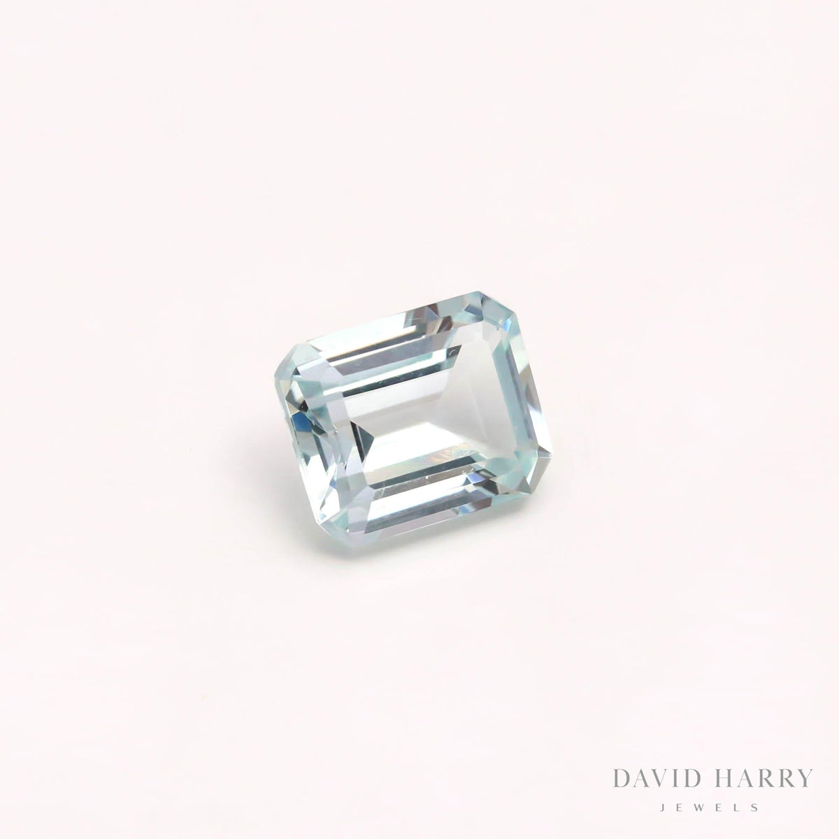 4.18ct Blue Aquamarine