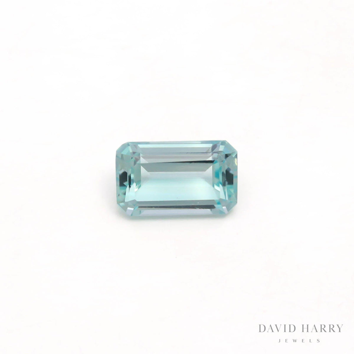 1.67ct Blue Aquamarine
