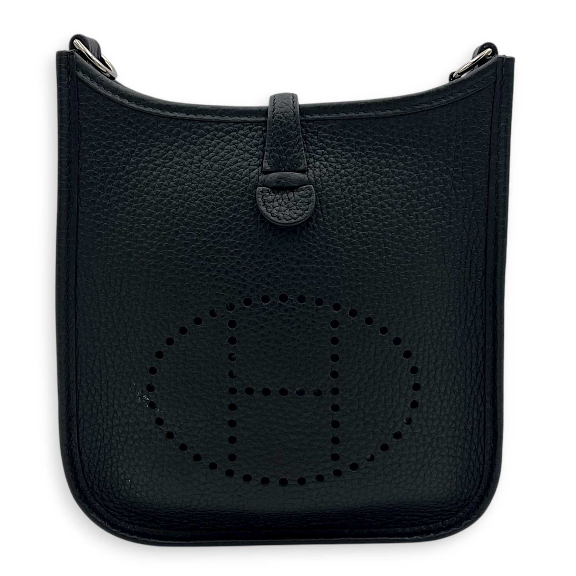 Hermès Evelyne Black in Clemence, Palladium hardware C2510-008250AN