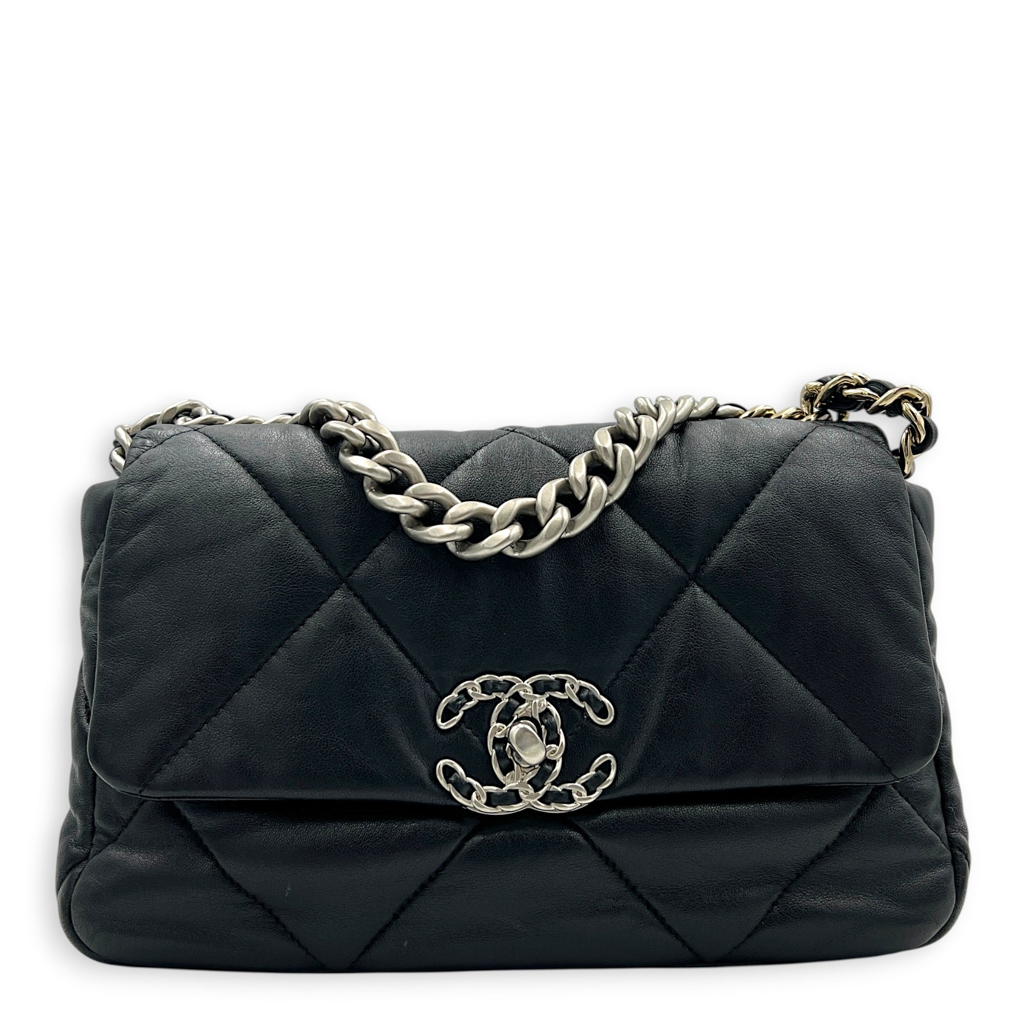Chanel C19 Shoulder Bag Small Black in Lambskin, Silver hardware SYC1240LL