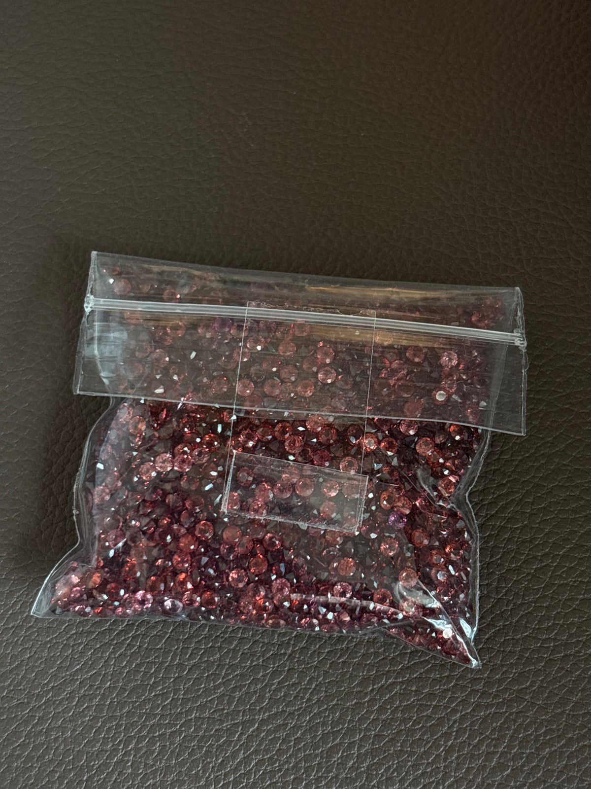 5.00ct Garnet Melee Sugar Box 2.5mm THAIC1243