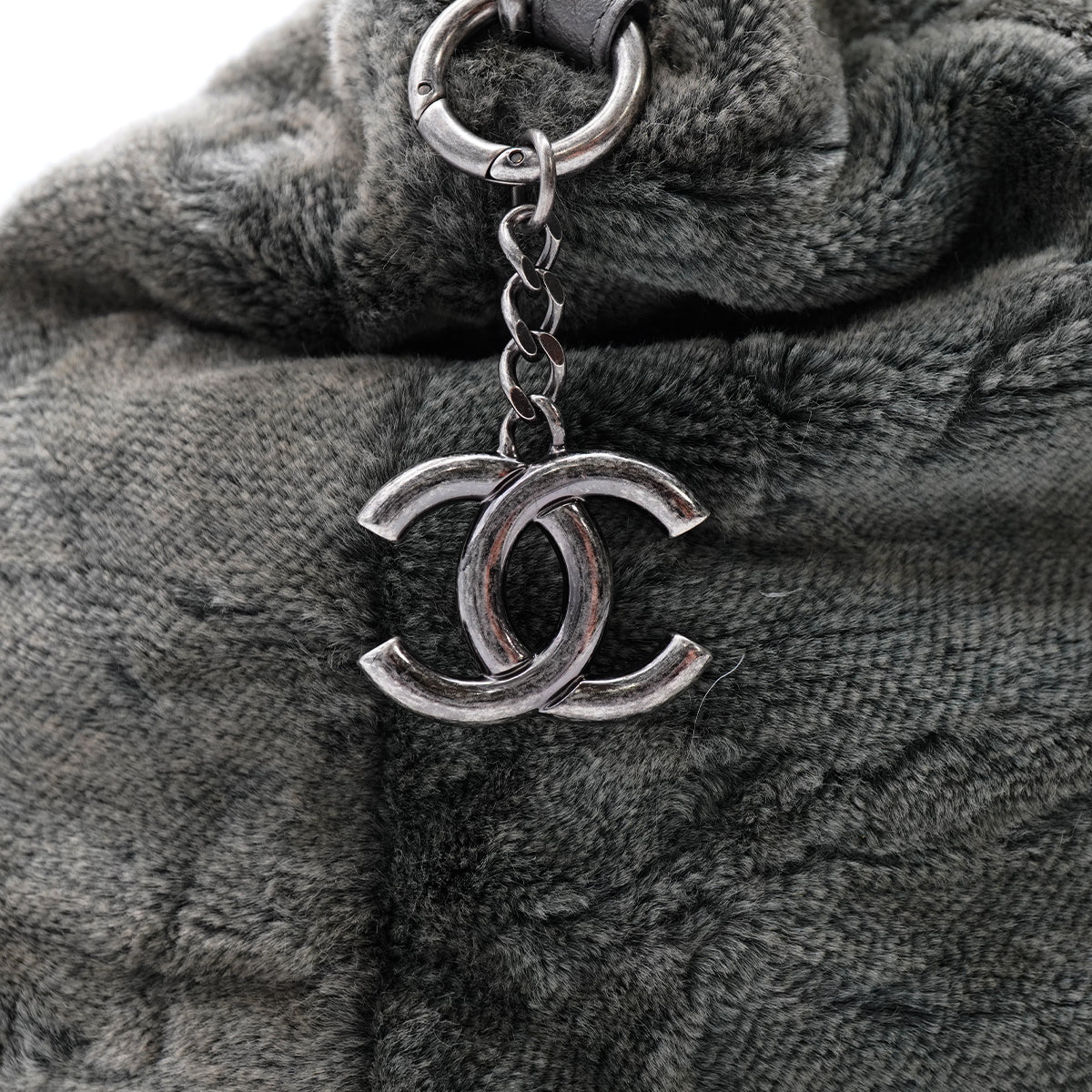 CHANEL FAUX FUR 2WAY CHAIN HAND SHOULDER BAG GRAY SILVER HARDWARE 90346120