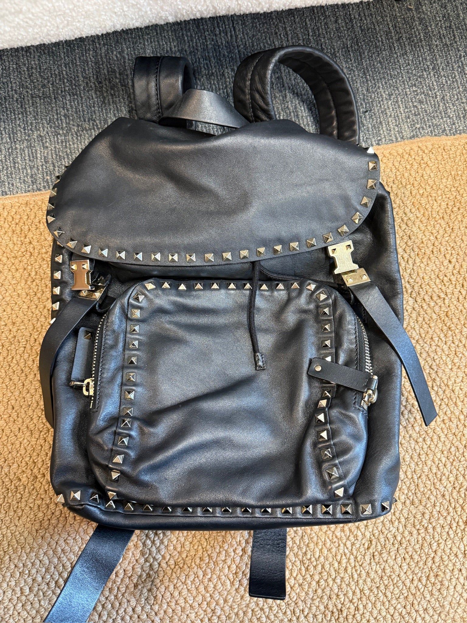 Valentino Garavani Rockstud backpack crafted in black leather