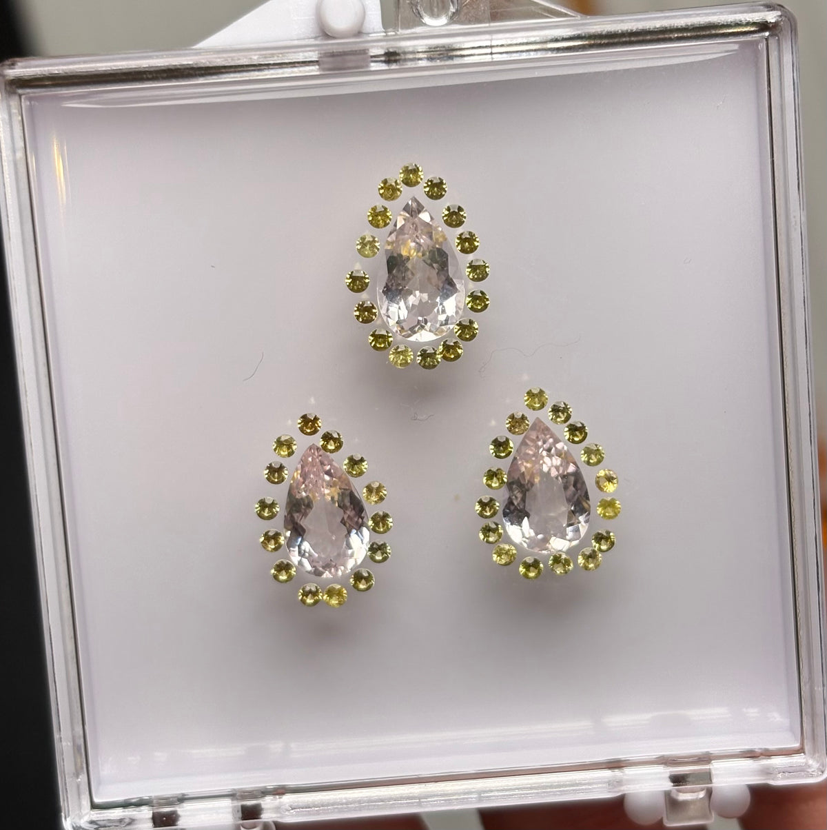 6.30ct Golden Sapphire & Morganite Set: earrings & pendant/ring (3.00ct sapphires, 3.30ct morganites) THAIC0986