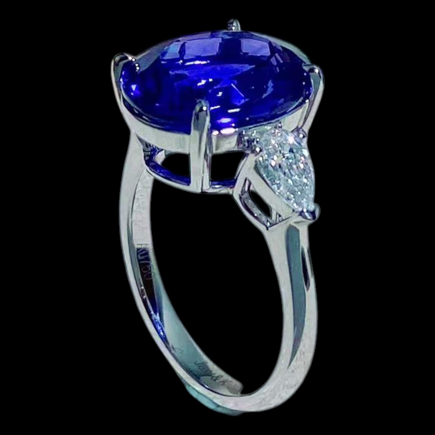 7.495ct "Ziosite 5A" Tanzanite with 0.65ct White Diamond Ring set in 18K White Gold