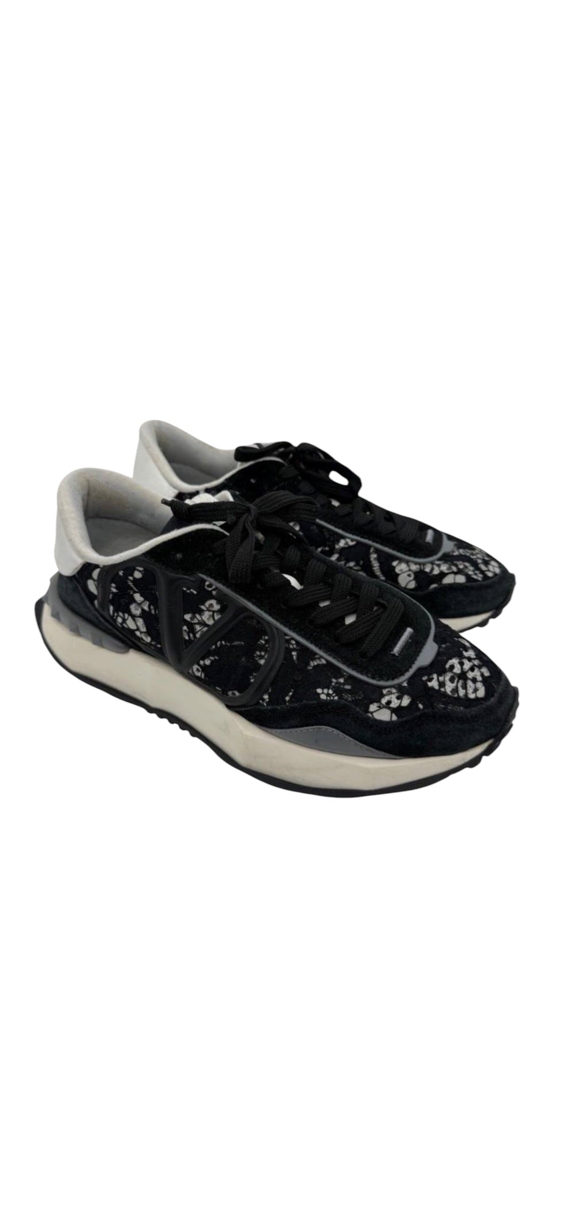 Valentino V Lace Sneakers Black/White Sz41 DLT8134