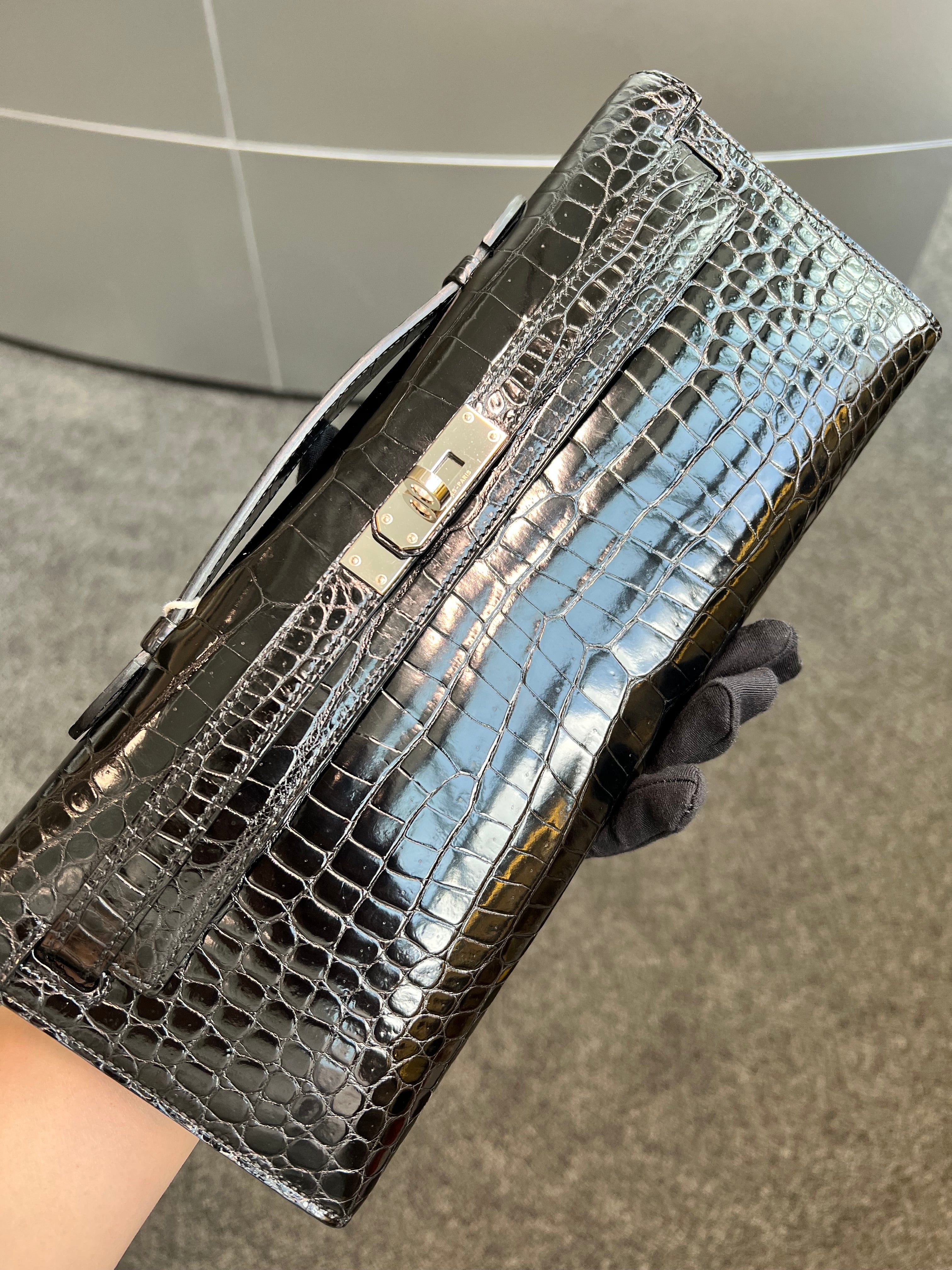 Hermes Kelly Cut Black Shiny Porosus PHW #X SYCF0201CW