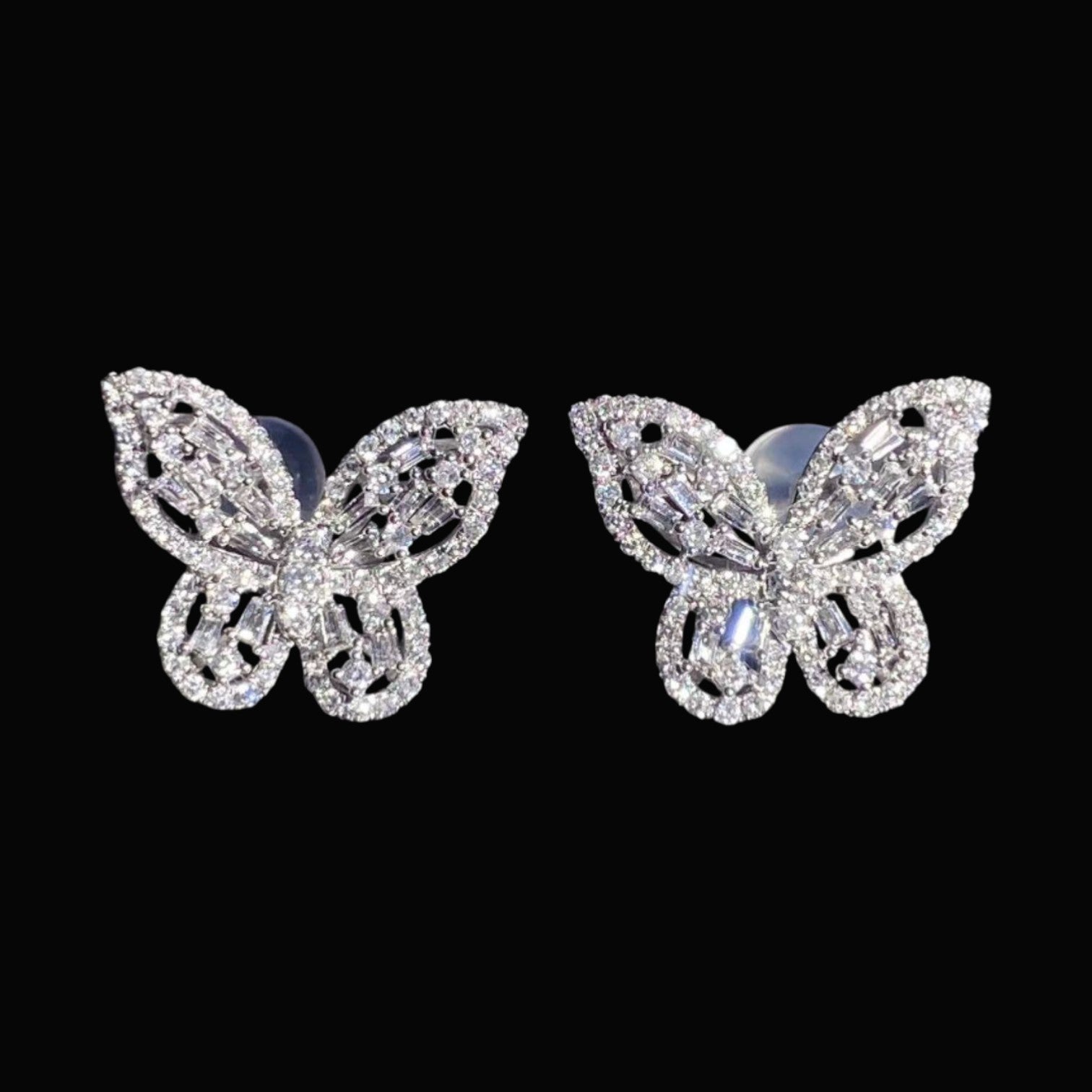 0.88ct White Diamond Butterfly Earrings set in 18K White Gold