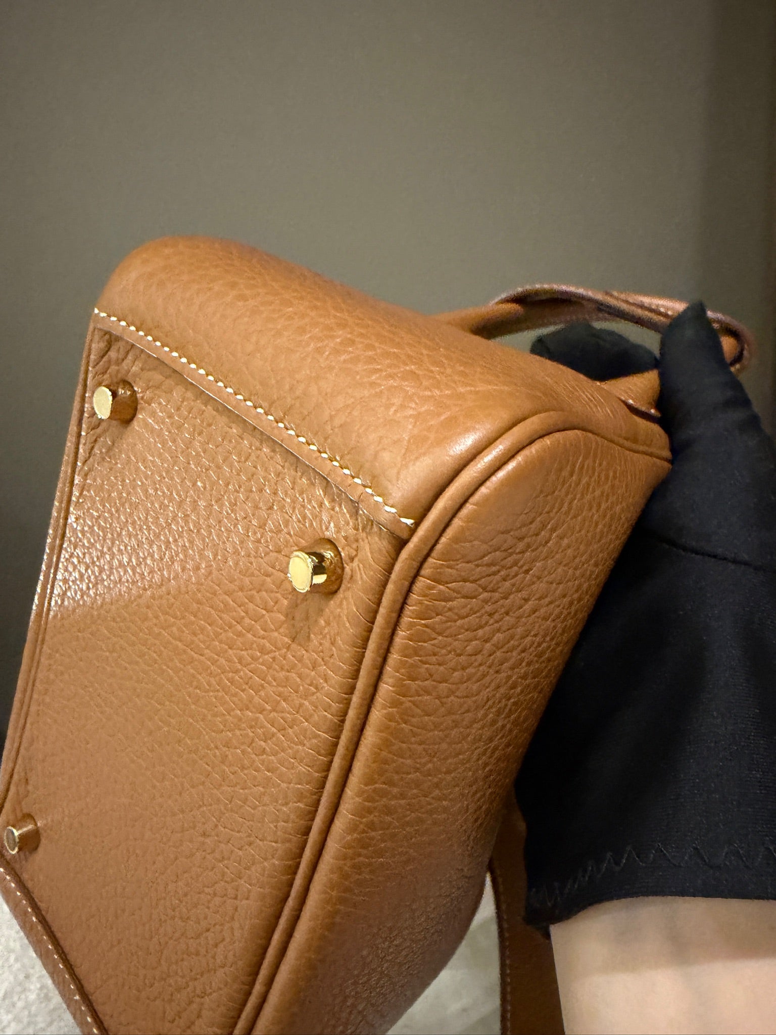 Hermès Mini Lindy 20 Gold GHW