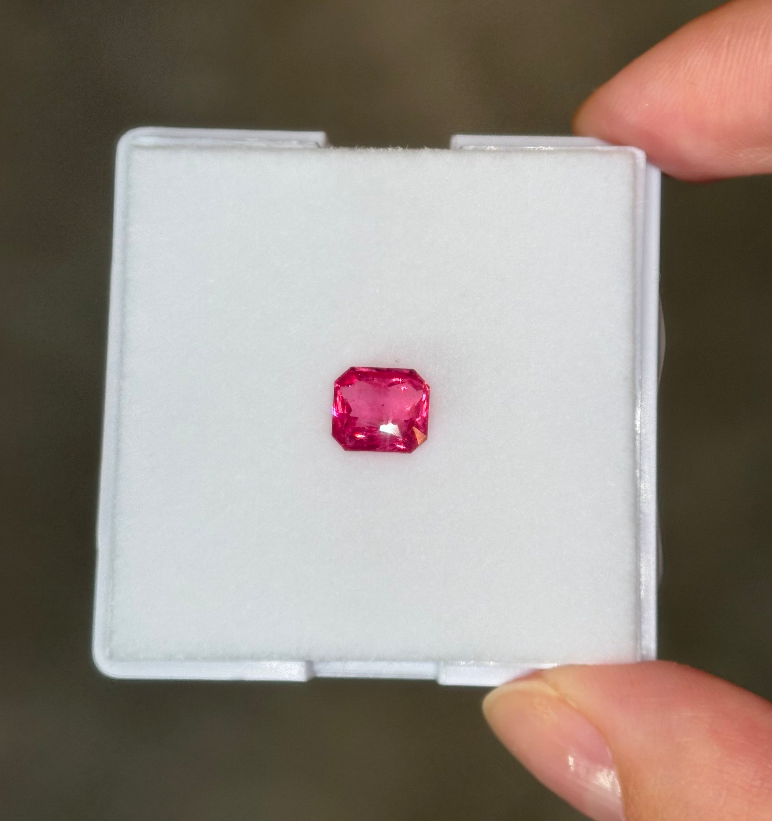 1.63ct Mahenge Spinel Vivid Pink Emerald DXBCS5919