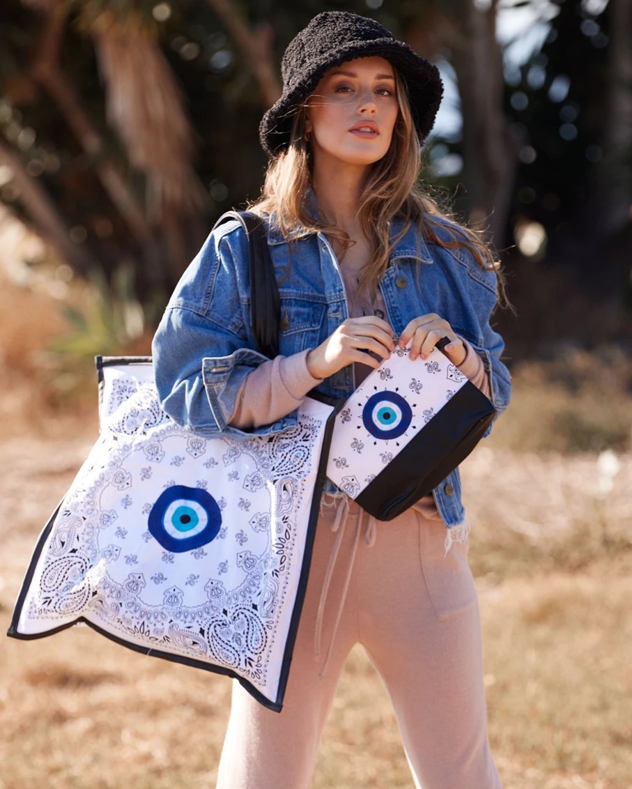 Bandana bag & pouch tote eye of protection_white