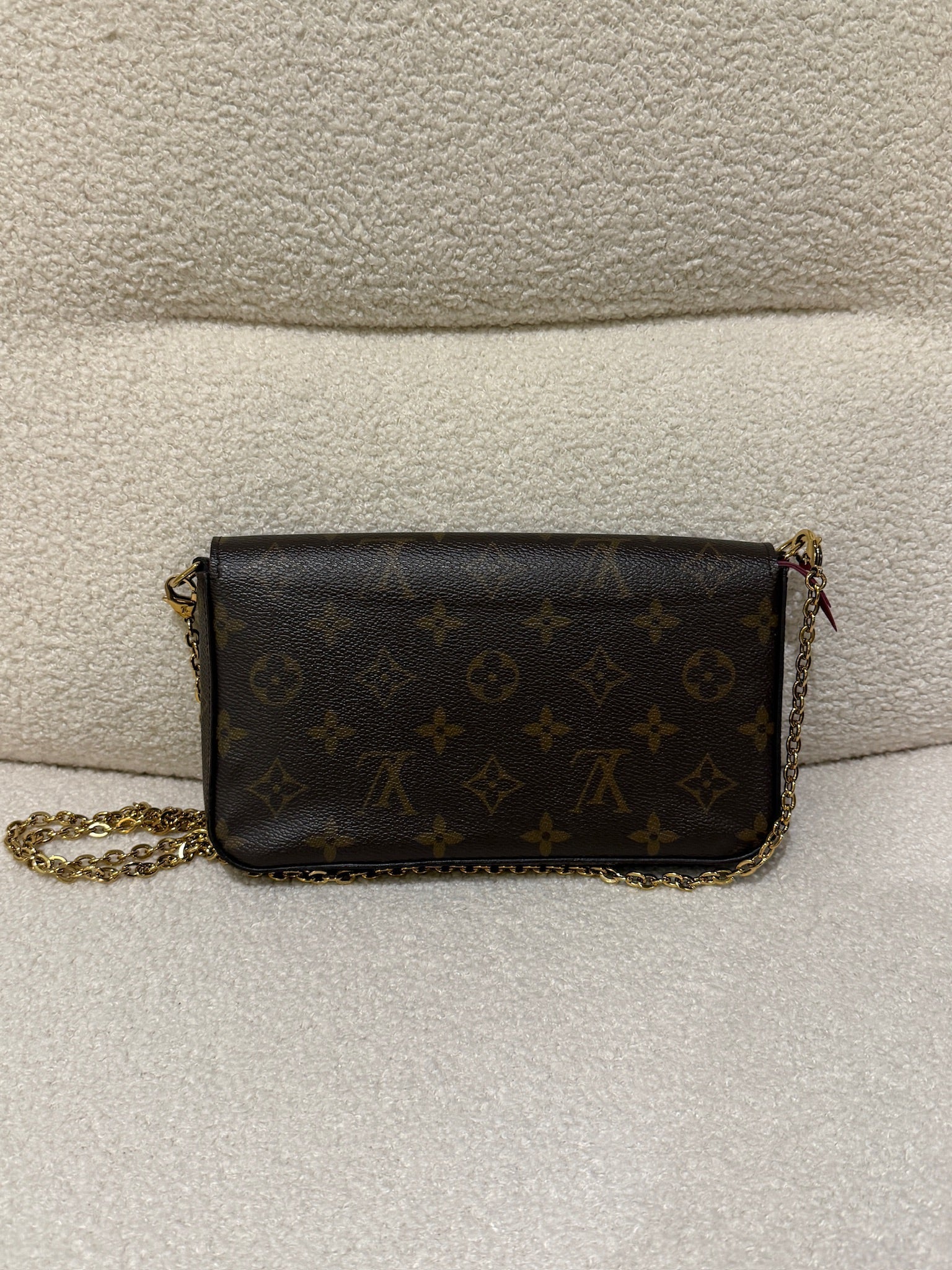 Louis Vuitton Pochette Felicie Monogram - Fuchsia