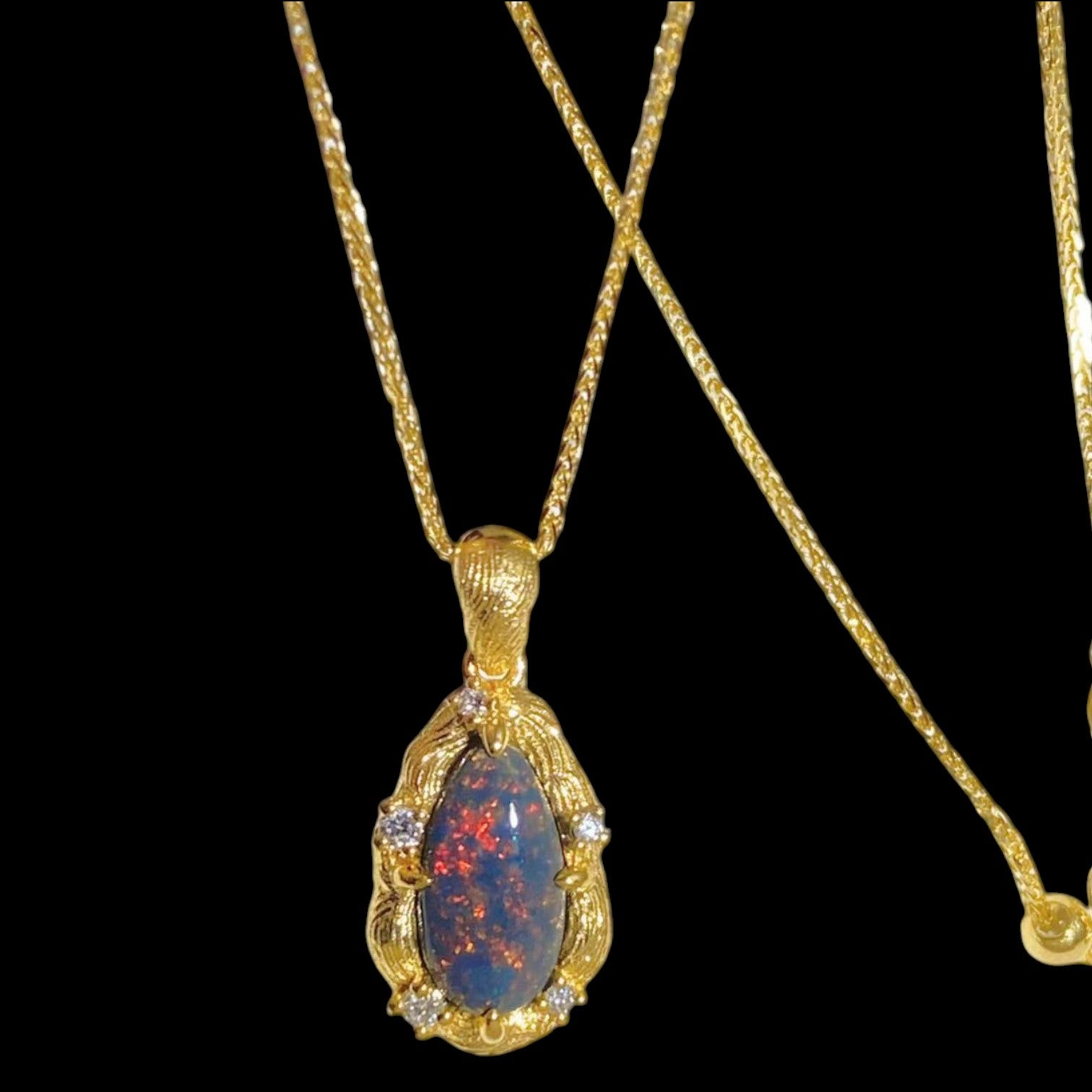 1.50ct Australian Black Opal & 0.07ct White Diamond Necklace set in 18K Yellow Gold