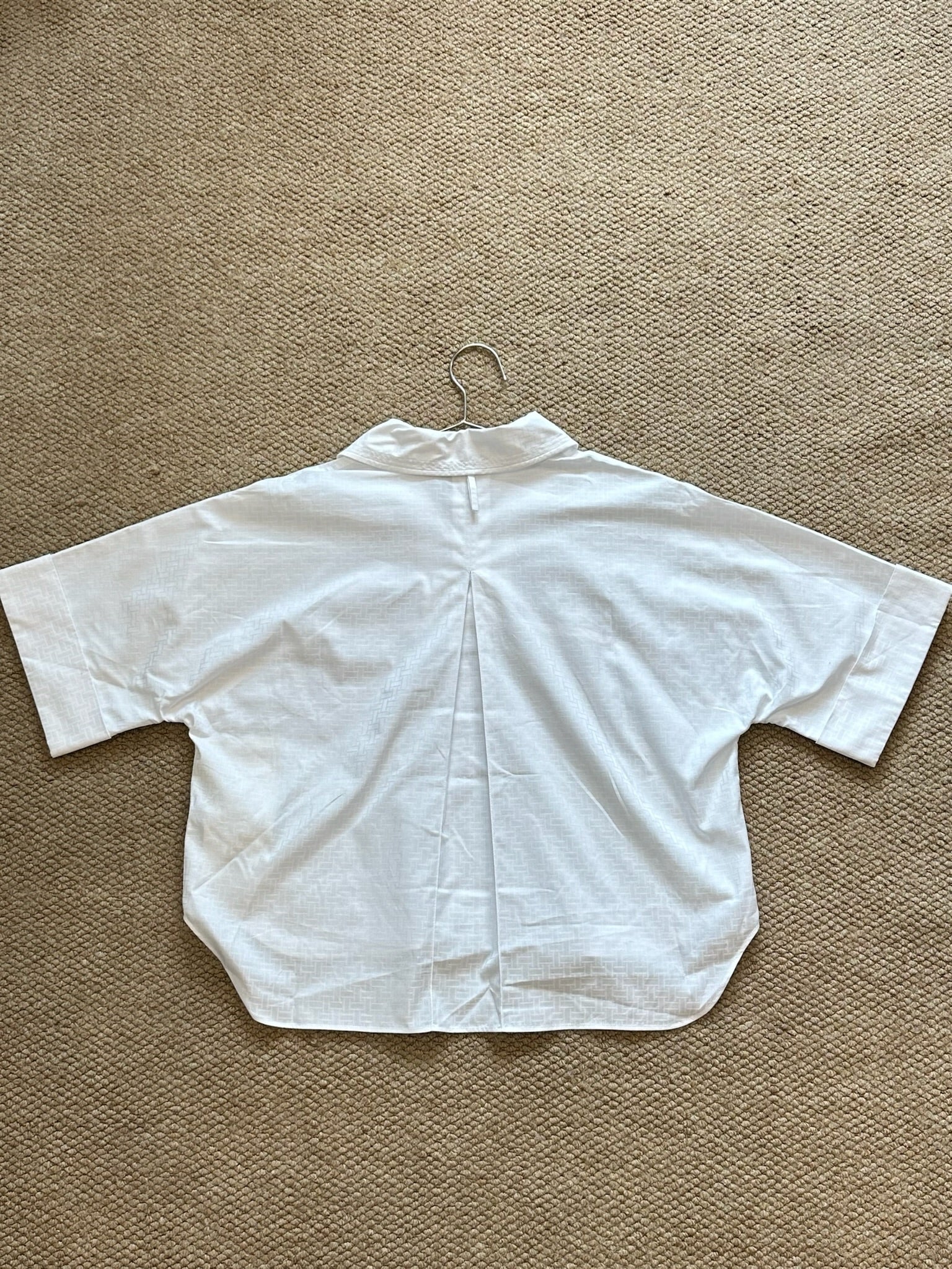 Size 40 - Hermès Cropped Polo Blouse in Mosaique Gauze