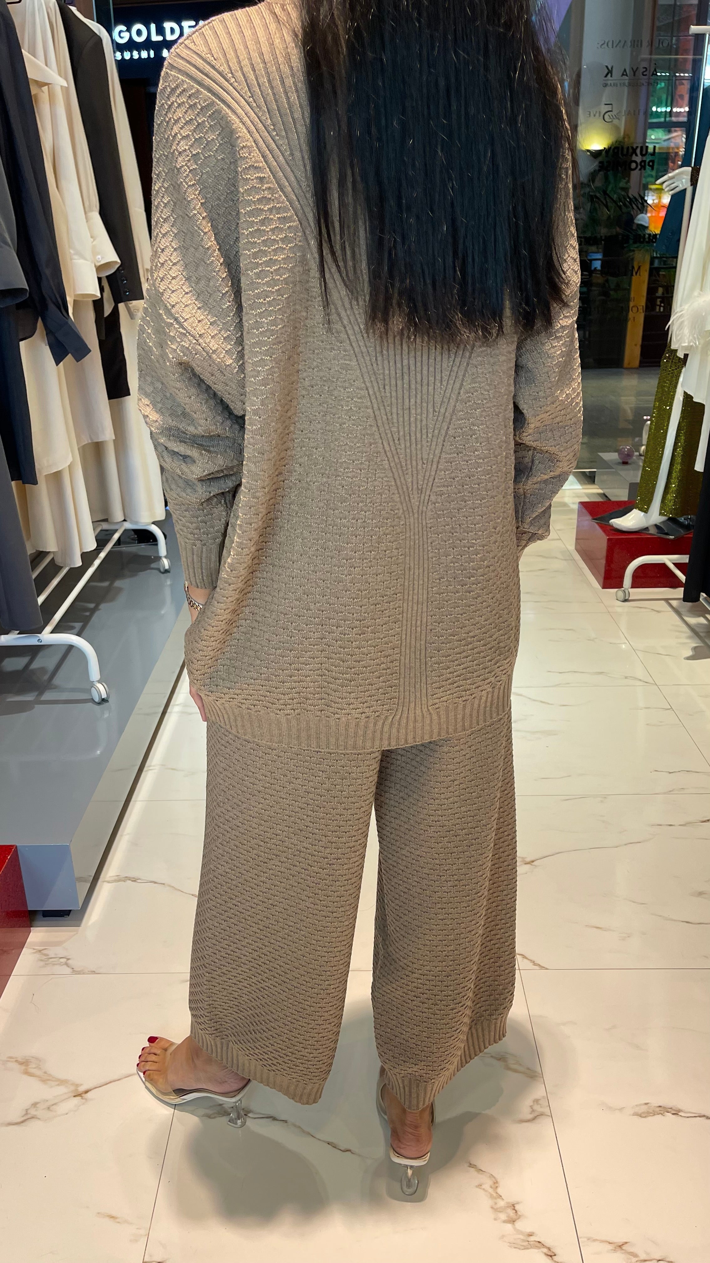 LOOSE FIT COSMO SET (SWEATER & TROUSERS)