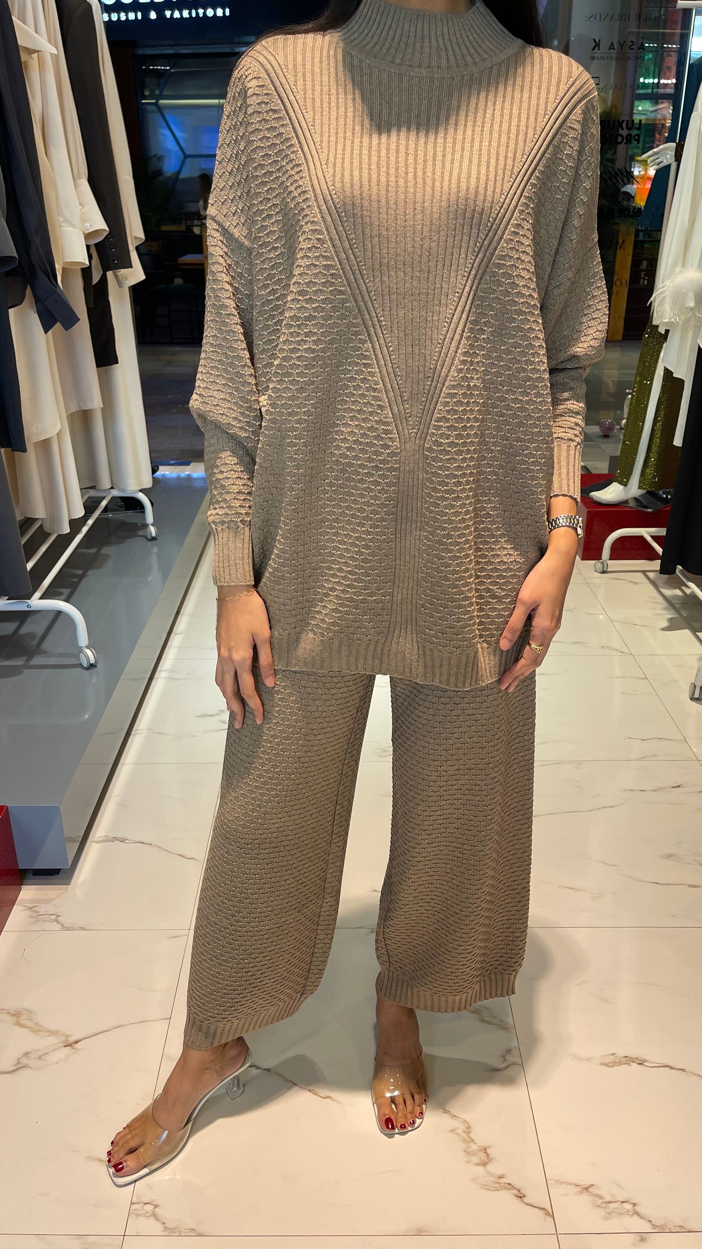 LOOSE FIT COSMO SET (SWEATER & TROUSERS)