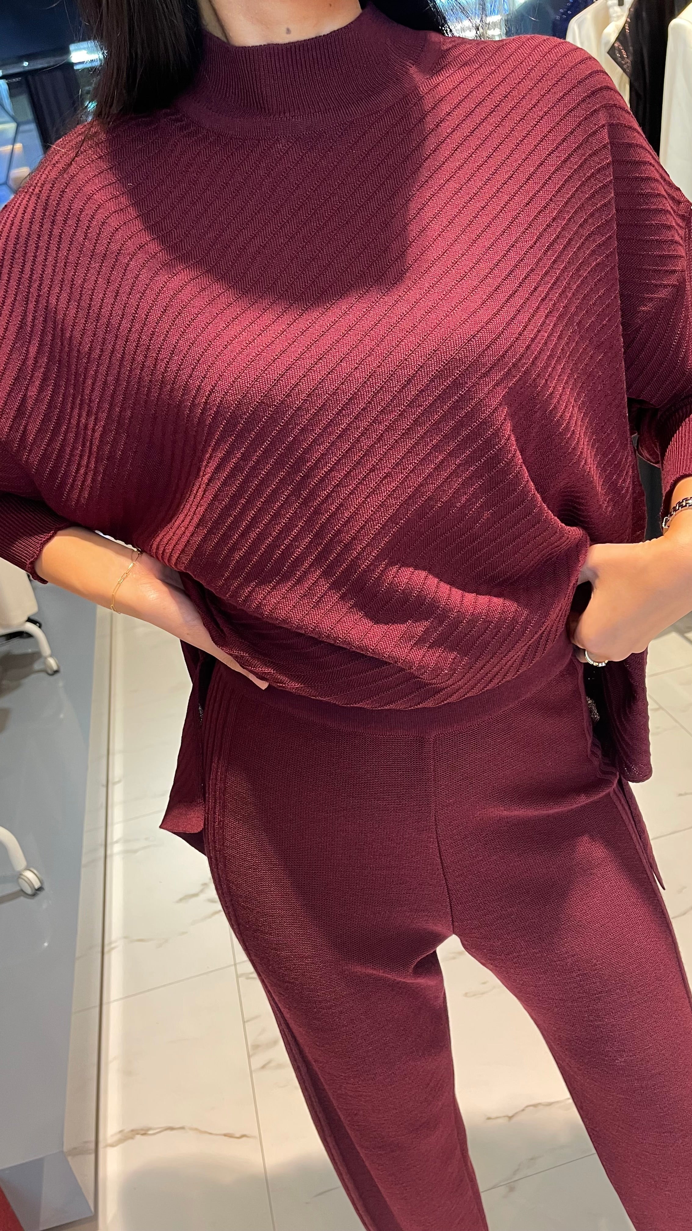 LOOSE FIT COSMO SET (SWEATER & TROUSERS)