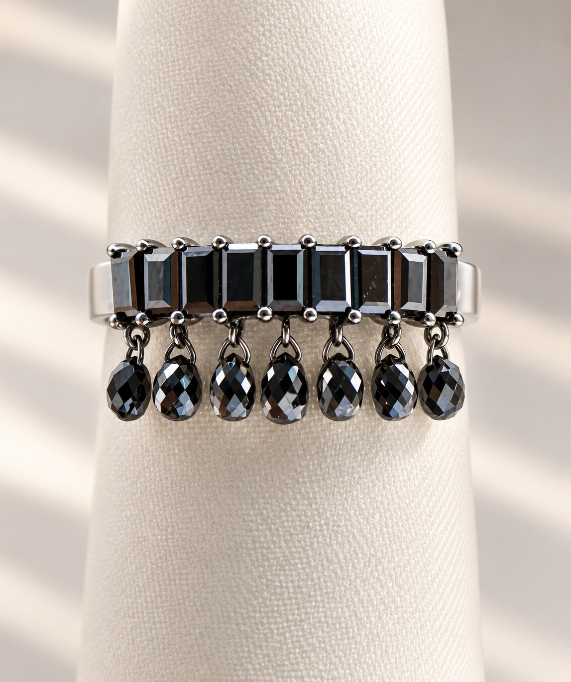 1.84ct BLACK BRIO BLACK BAGUTTES R2105