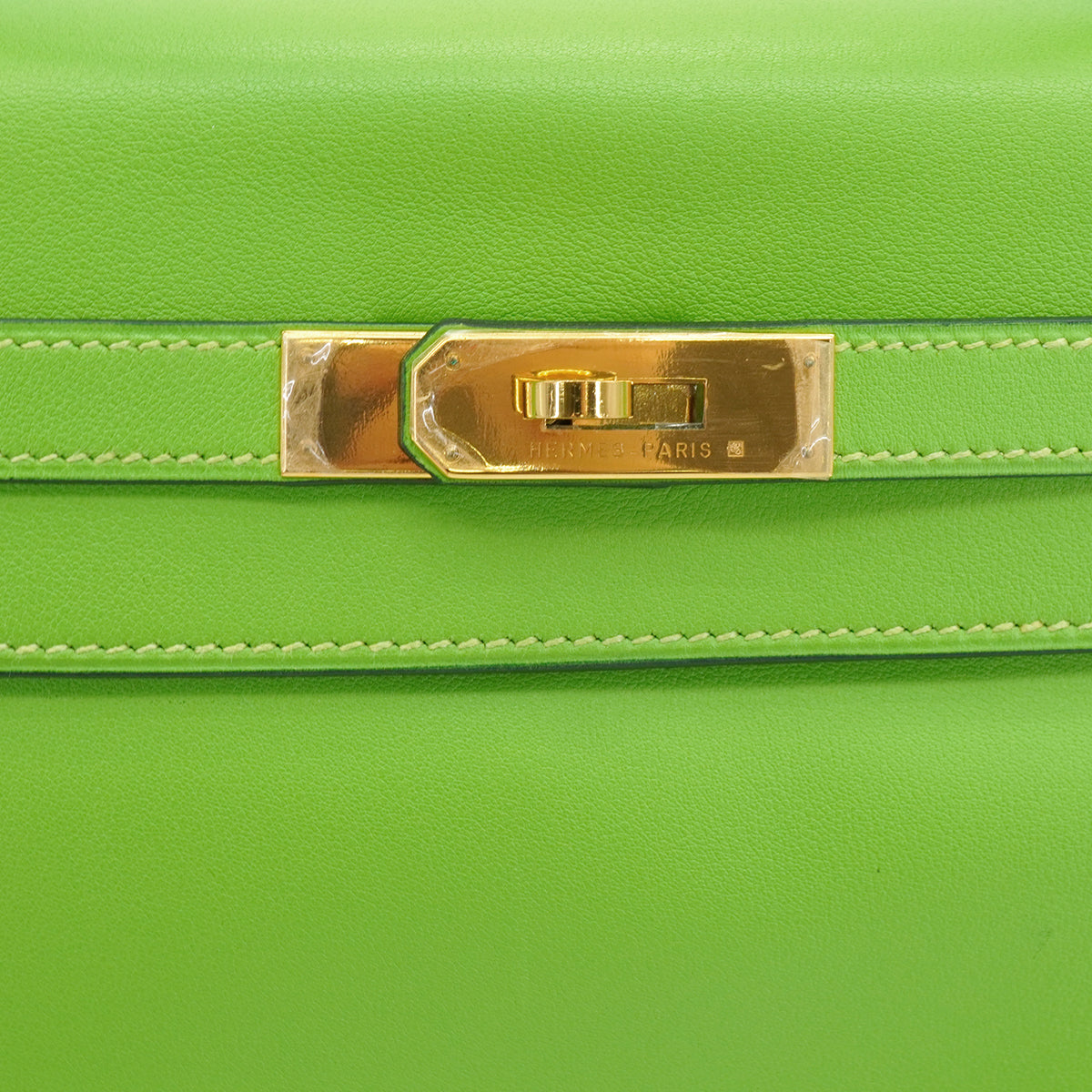 HERMES KELLY 32 RETOURNE APPLE GREEN VEAU GULLIVER HAND SHOULDER BAG 1998 SQUARE B GOLD HARDWARE 90347153
