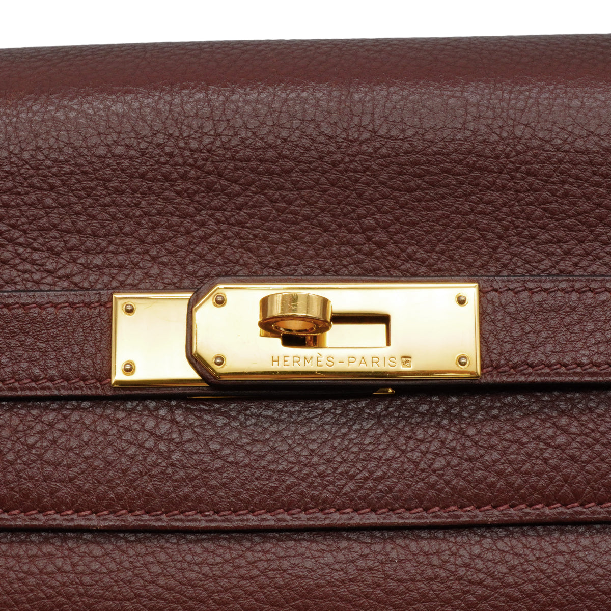 HERMES KELLY 35 RETOURNE MARRON FONCE TOGO CLEMENCE HAND SHOULDER BAG 2000 SQUARE D GOLD HARDWARE 90341430