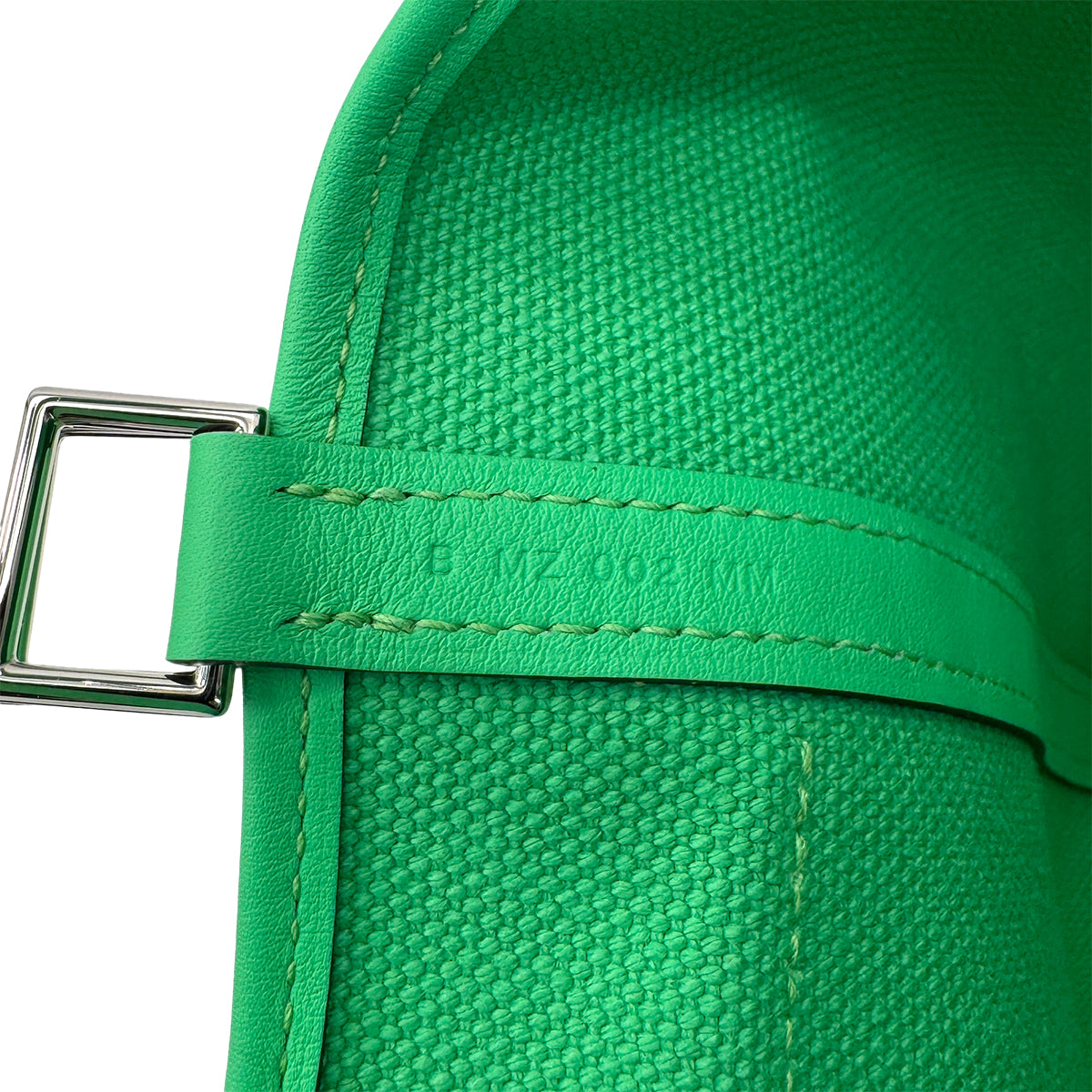 HERMES PICOTIN LOCK 18 PM CARGO POCKET VERT COMICS TOILE GOELAND VEAU SWIFT 2023 B STAMP PALLADIUM HARDWARE 90313410