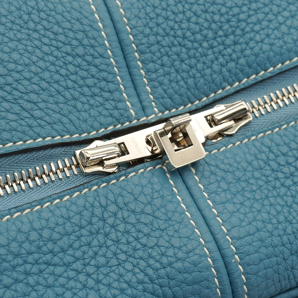 HERMES VICTORIA 35 BLUE JEAN TAURILLON CLEMENCE HAND BAG 2010 SQUARE N PALLADIUM HARDWARE 90335796