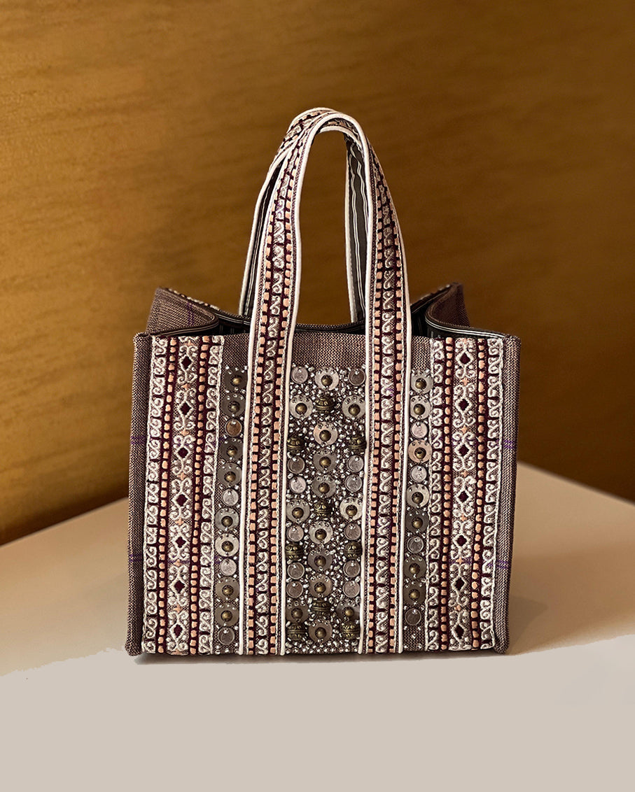 Limited-Edition Tribes of Arabia Mini Tote Bag with Bedouin Silverware