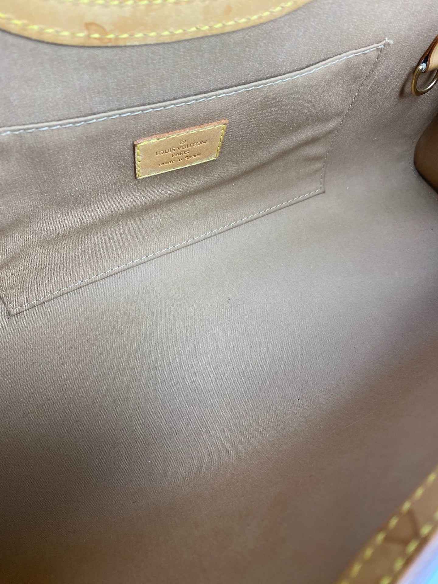 Louis Vuitton Vernis patent leather handbag detail