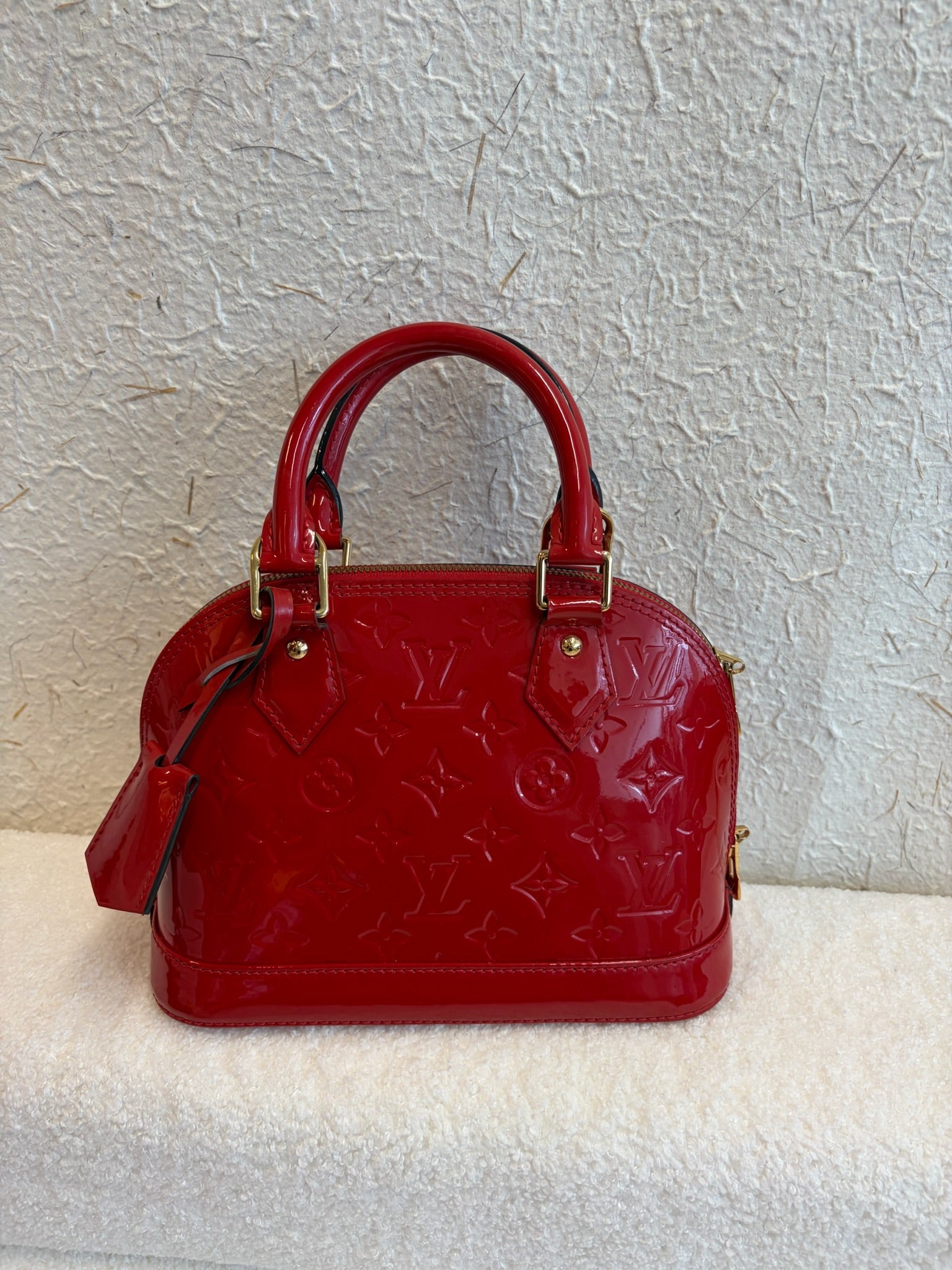 Louis Vuitton Alma BB red main image