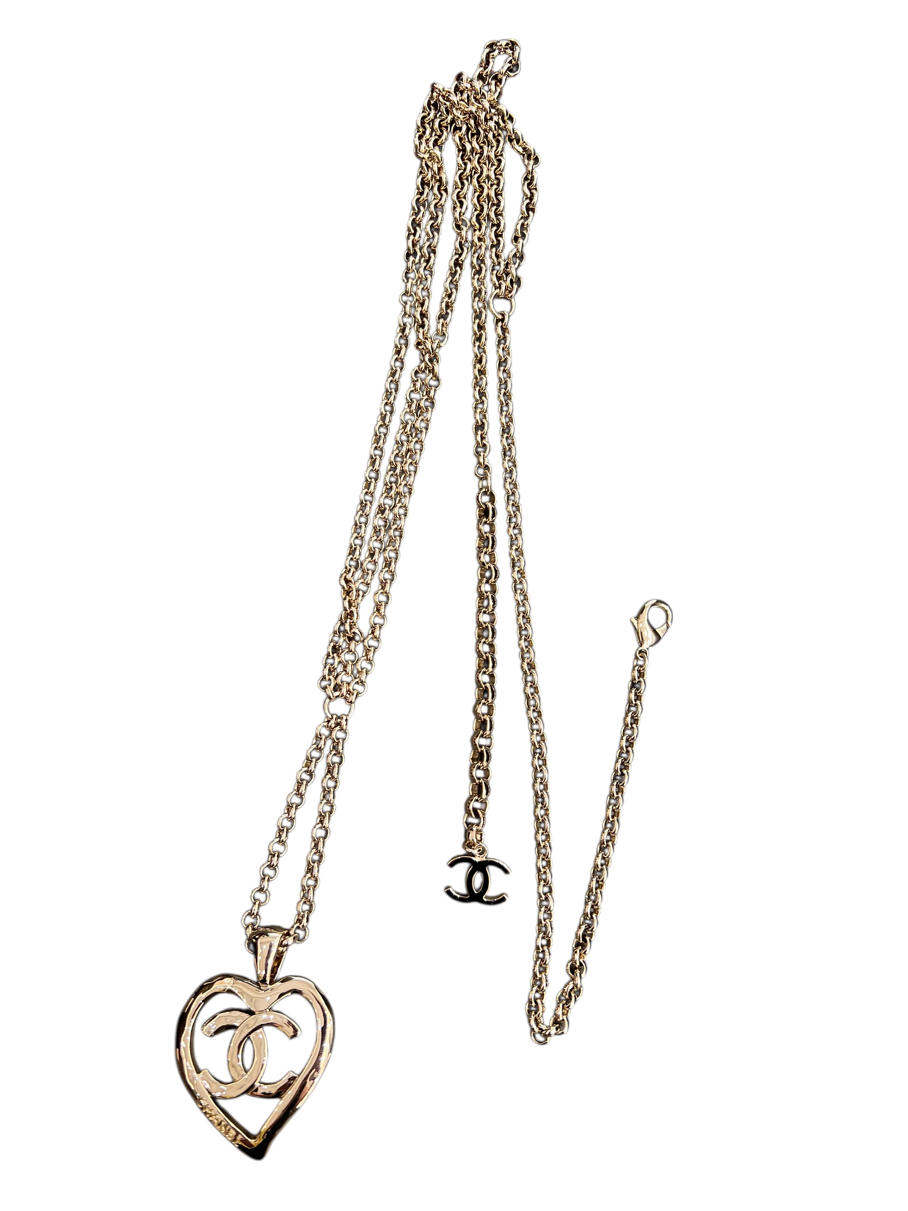 Chanel chain belt with dangling heart LGHW B22P SCKX4100